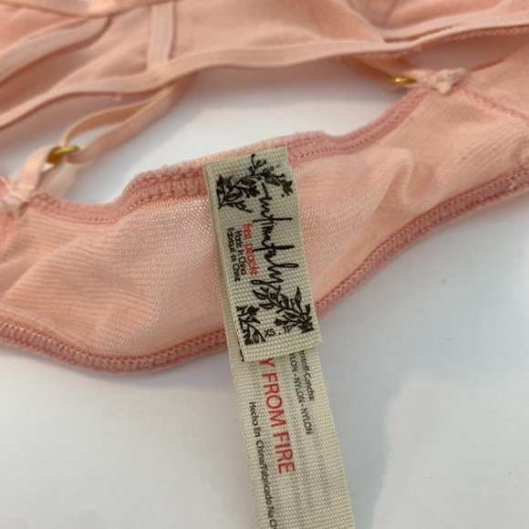 NWOT Intimately Free People Pink Frosting Moonlight Mesh Bra - Picture 7 of 11